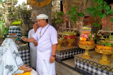 LAHIR WUKU BALA “Ambek Durga” Lumbung Bolong & Gedung Tertutup