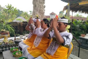 LAHIR WUKU UGU | Hampir Semuanya “Melik, Dan Kesenengin Wong Samar