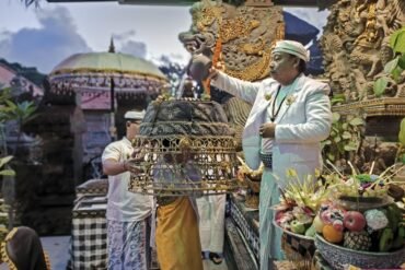 LAHIR WUKU LANDEP | “Banyak Meliknya”, Dicintai Orang Agung, Cenderung Cerai (Mati)