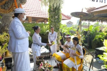 LAHIR WUKU JULUNGWANGI | Banyak Bicaranya, Olas Asih, Boros, Cenderung CERAI MATI?