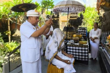 LAHIR WUKU MEDANGKUNGAN | Setia, “ALA PATI MARING SATRU”, Awass.. Kesenengin Desti dan Ada Melik Durganya..
